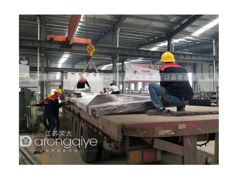 河南候車(chē)亭