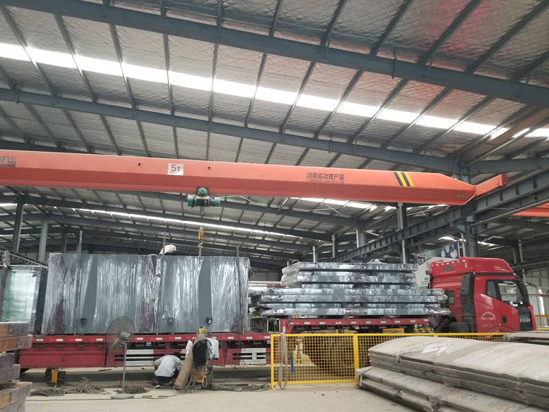 第二批云南公交候車亭發貨案例