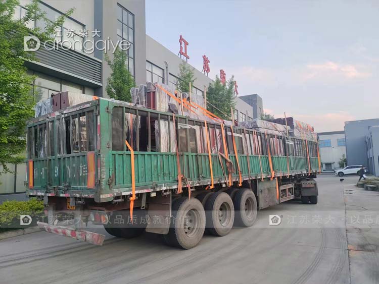 山東智慧公交站第七批發貨